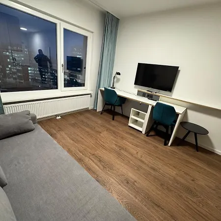 Main Station 2 Apartment